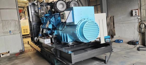 400V 1250KVA Weichai Diesel Generator Set 1000KW Μεγάλο εξοπλισμό παροχής ενέργειας με κινητήρα ένεσης κατεύθυνσης